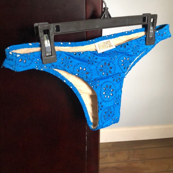 Amuse Society - NWOT Cheeky Eyelet Bikini Bottom - Picture 1 of 3